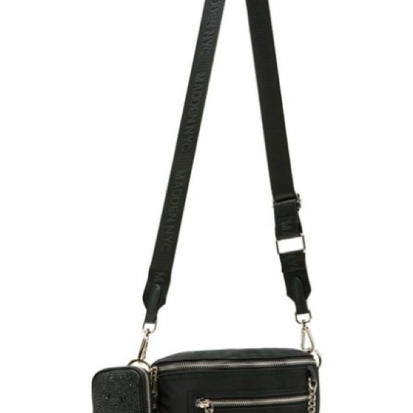 MADDEN NYC WOMANS CHAIN POCKET FANNY PACK & POUCH BRAND NEW WITH TAGS 🔥🔥 - Picture 3 of 5